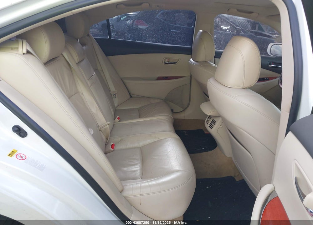 2011 LEXUS ES 350 VIN: JTHBK1EG4B2421059