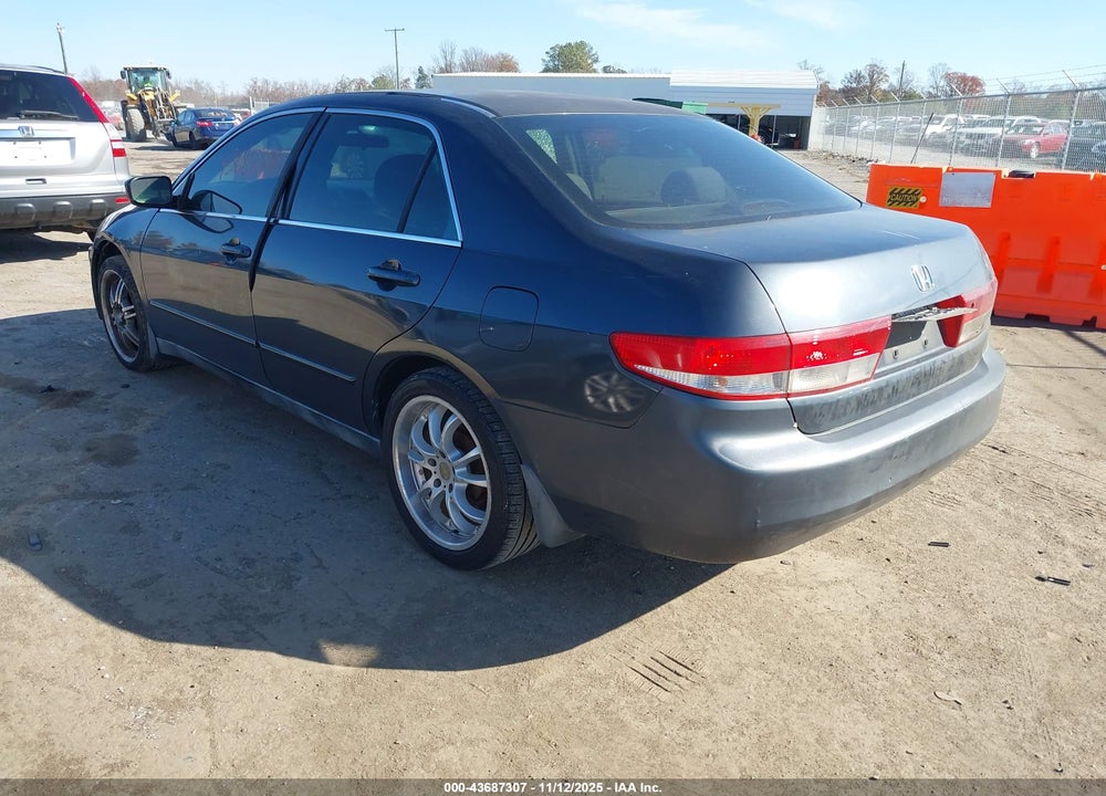 2003 HONDA ACCORD 2.4 LX VIN: 1HGCM56333A072486