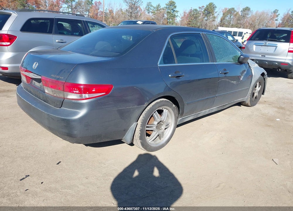 2003 HONDA ACCORD 2.4 LX VIN: 1HGCM56333A072486