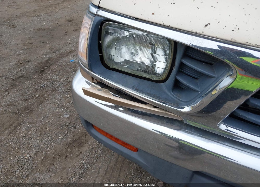 1996 TOYOTA TACOMA XTRACAB VIN: 4TAWN72N3TZ101137