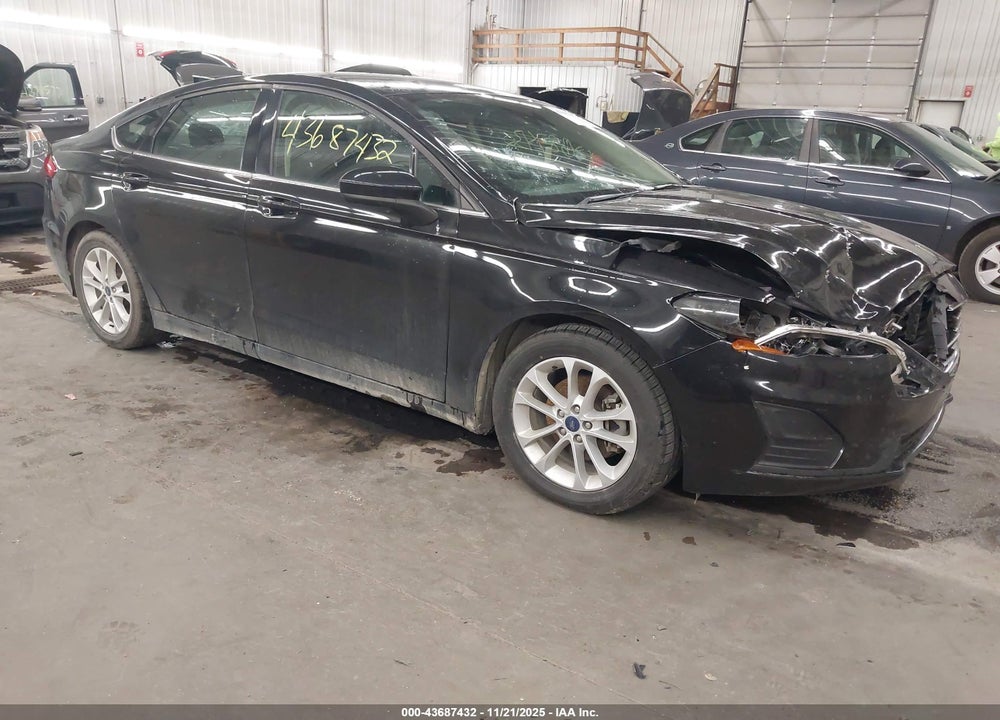 2019 FORD FUSION SE VIN: 3FA6P0HD1KR218664