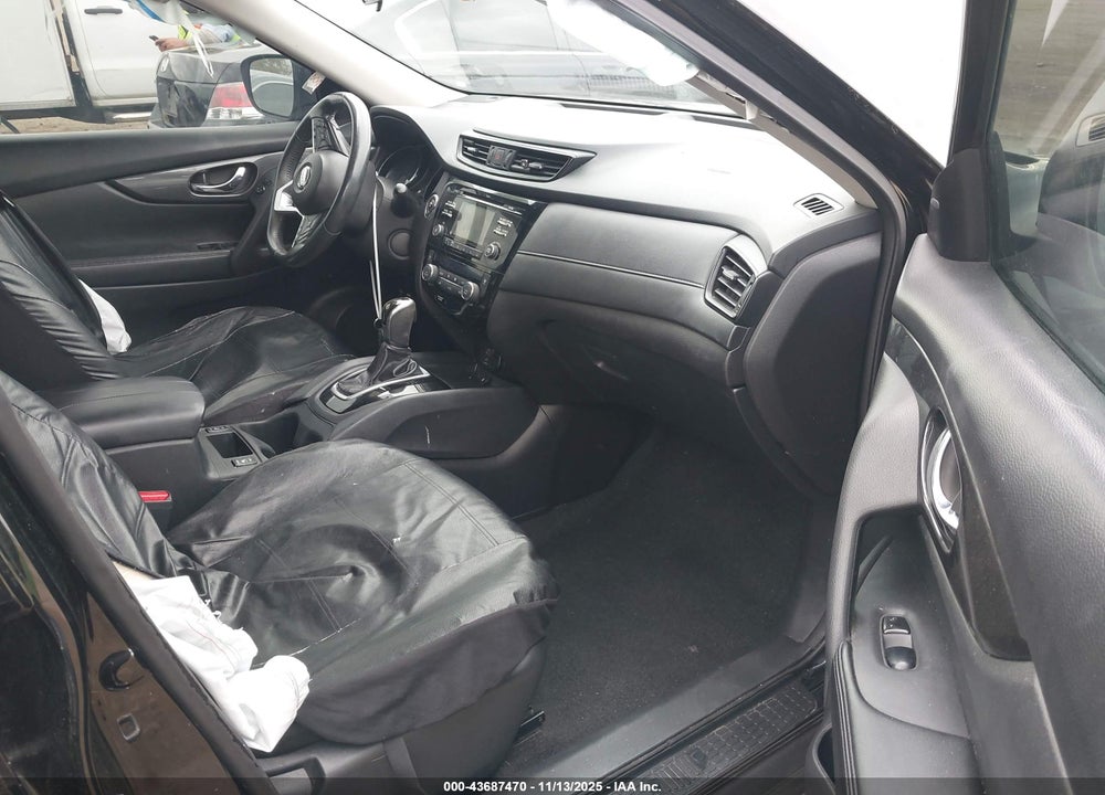 2017 NISSAN ROGUE SV VIN: 5N1AT2MT2HC744426