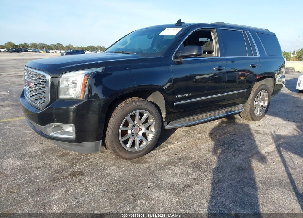 2018 GMC YUKON DENALI VIN: 1GKS1CKJ6JR235758
