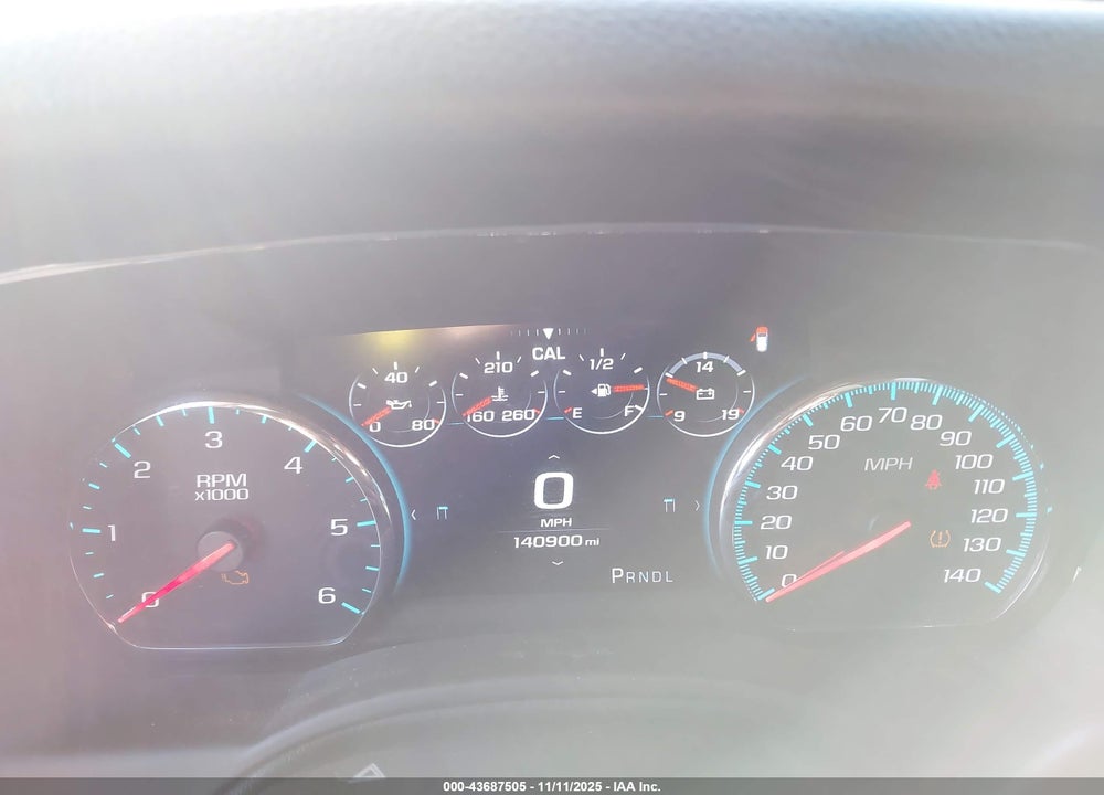 2018 GMC YUKON DENALI VIN: 1GKS1CKJ6JR235758