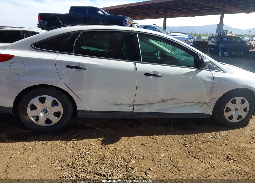 2017 FORD FOCUS S VIN: 1FADP3E25HL343976