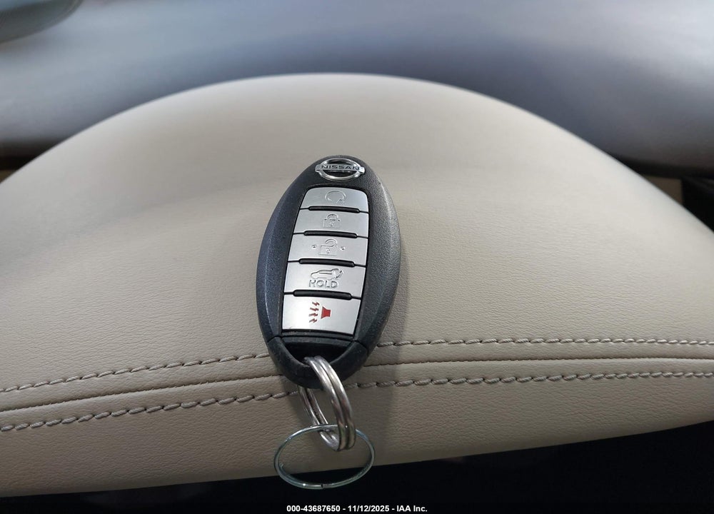 2015 NISSAN MURANO PLATINUM VIN: 5N1AZ2MG1FN251338
