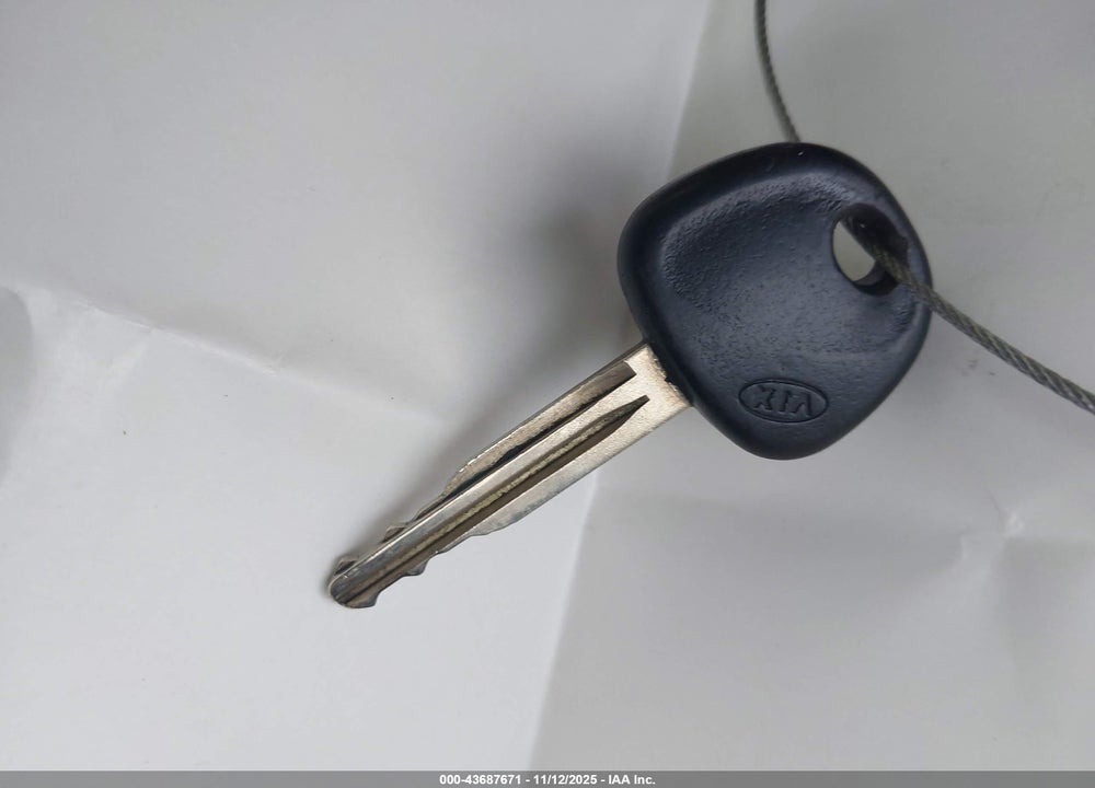 2013 KIA FORTE LX VIN: KNAFT4A28D5723383