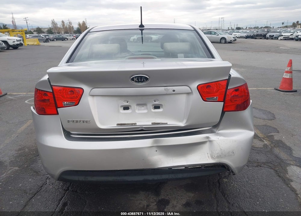 2013 KIA FORTE LX VIN: KNAFT4A28D5723383