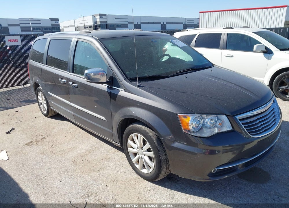 2015 CHRYSLER TOWN & COUNTRY LIMITED PLATINUM VIN: 2C4RC1GG5FR754162