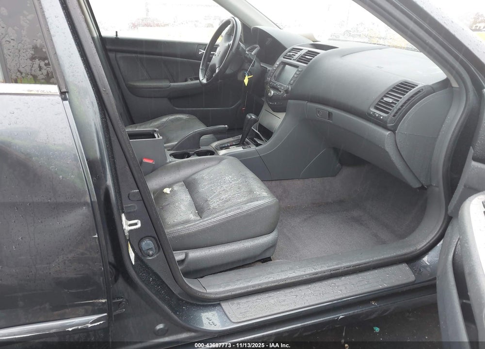 2005 HONDA ACCORD HYBRID VIN: JHMCN36535C003644
