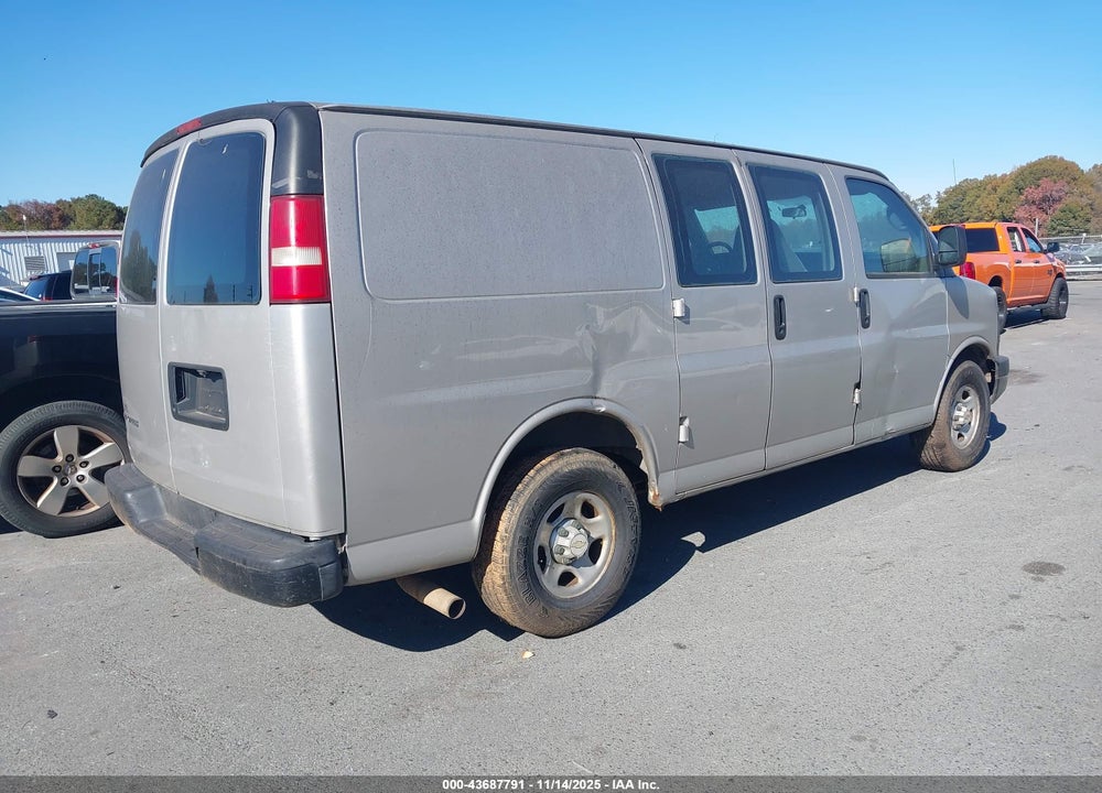 2008 CHEVROLET EXPRESS WORK VAN VIN: 1GCFG15X281157469