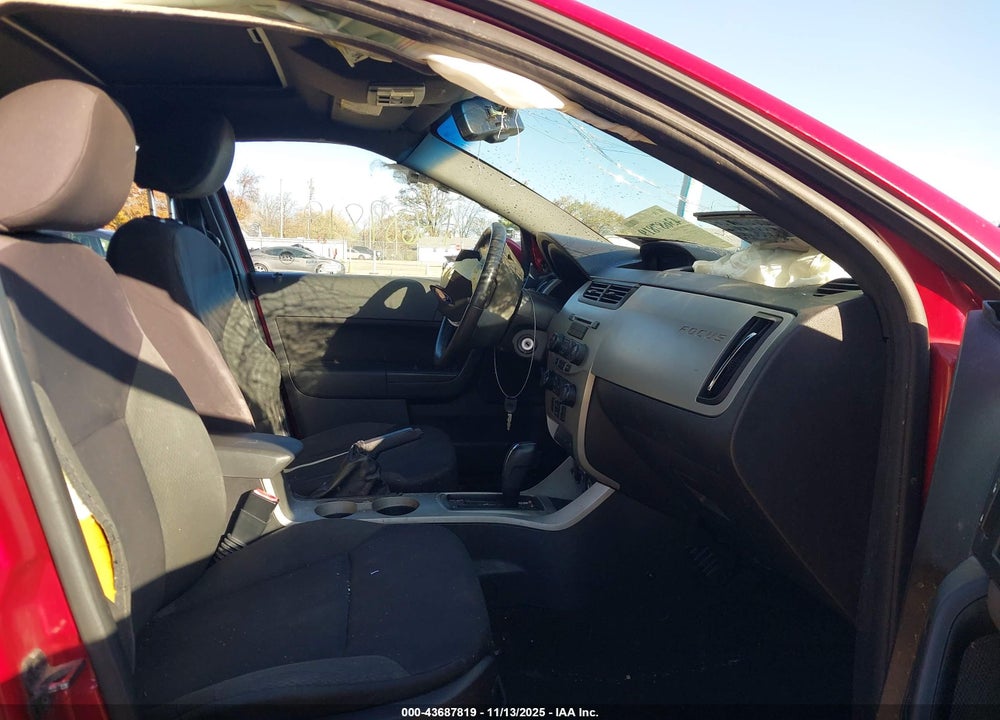 2011 FORD FOCUS SES VIN: 1FAHP3GN8BW127487