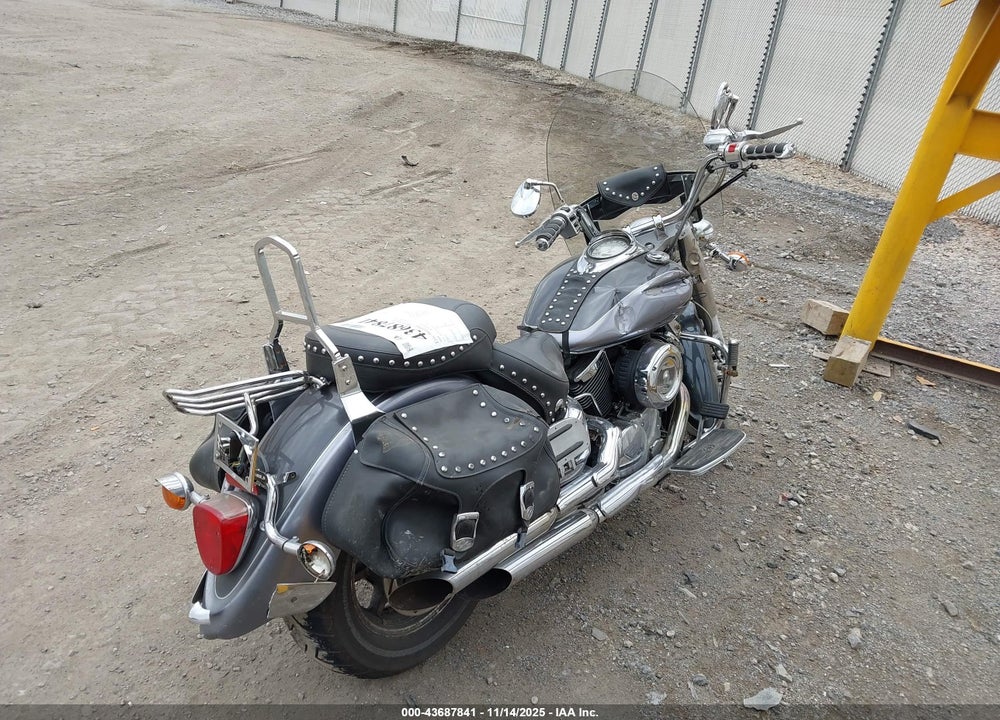 2004 YAMAHA XVS1100 A VIN: JYAVP11E44A058643