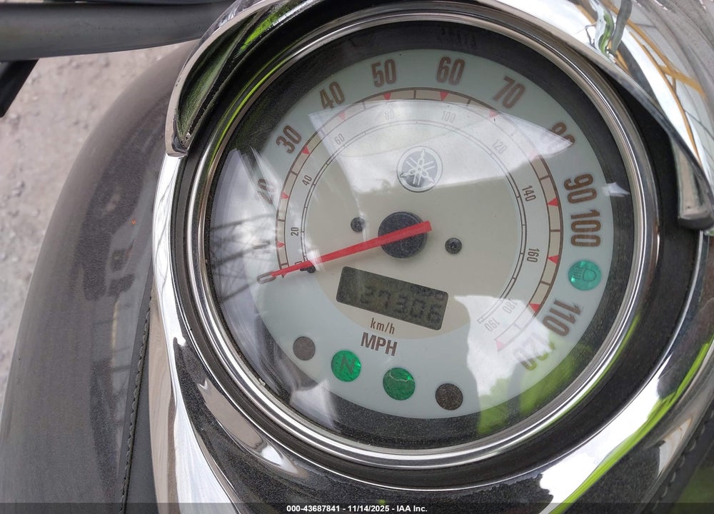 2004 YAMAHA XVS1100 A VIN: JYAVP11E44A058643
