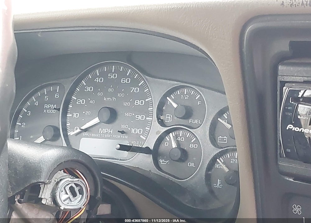 2002 GMC SIERRA 1500 SLE VIN: 2GTEC19VX21169242