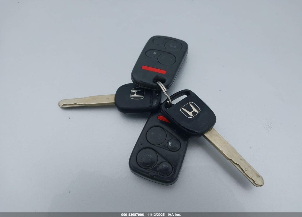 2003 HONDA ODYSSEY EX-L VIN: 5FNRL18023B122650