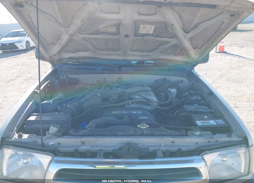 2000 TOYOTA 4RUNNER LIMITED V6 VIN: JT3GN87R2Y0161453