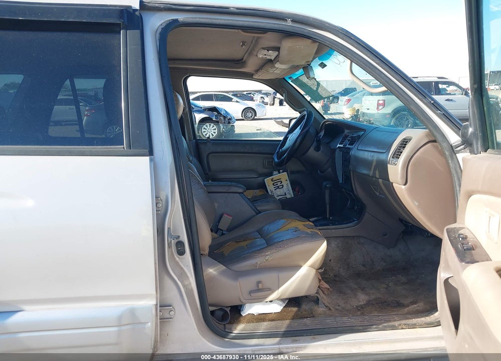 2000 TOYOTA 4RUNNER LIMITED V6 VIN: JT3GN87R2Y0161453