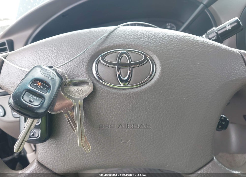2006 TOYOTA TUNDRA SR5 V8 VIN: 5TBET34116S540392