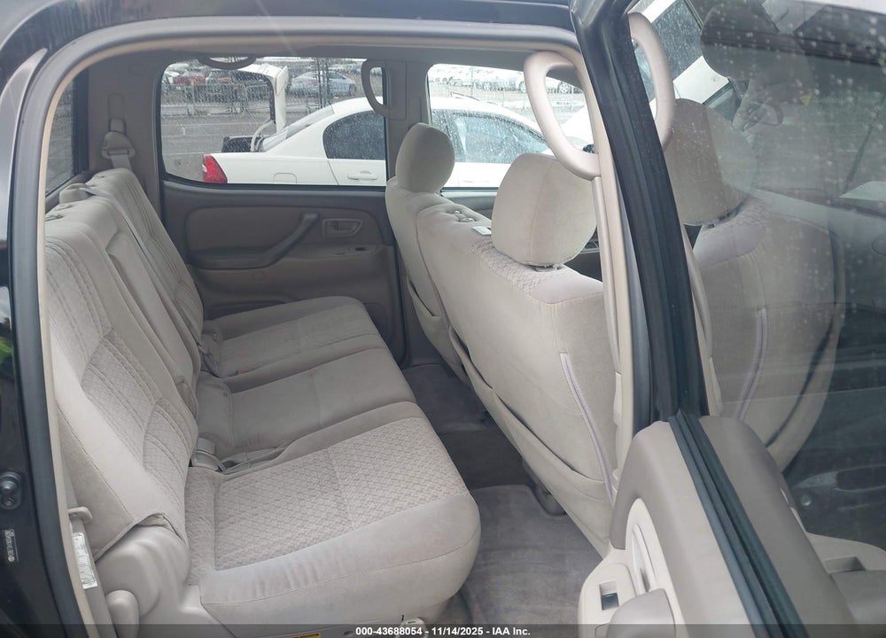 2006 TOYOTA TUNDRA SR5 V8 VIN: 5TBET34116S540392