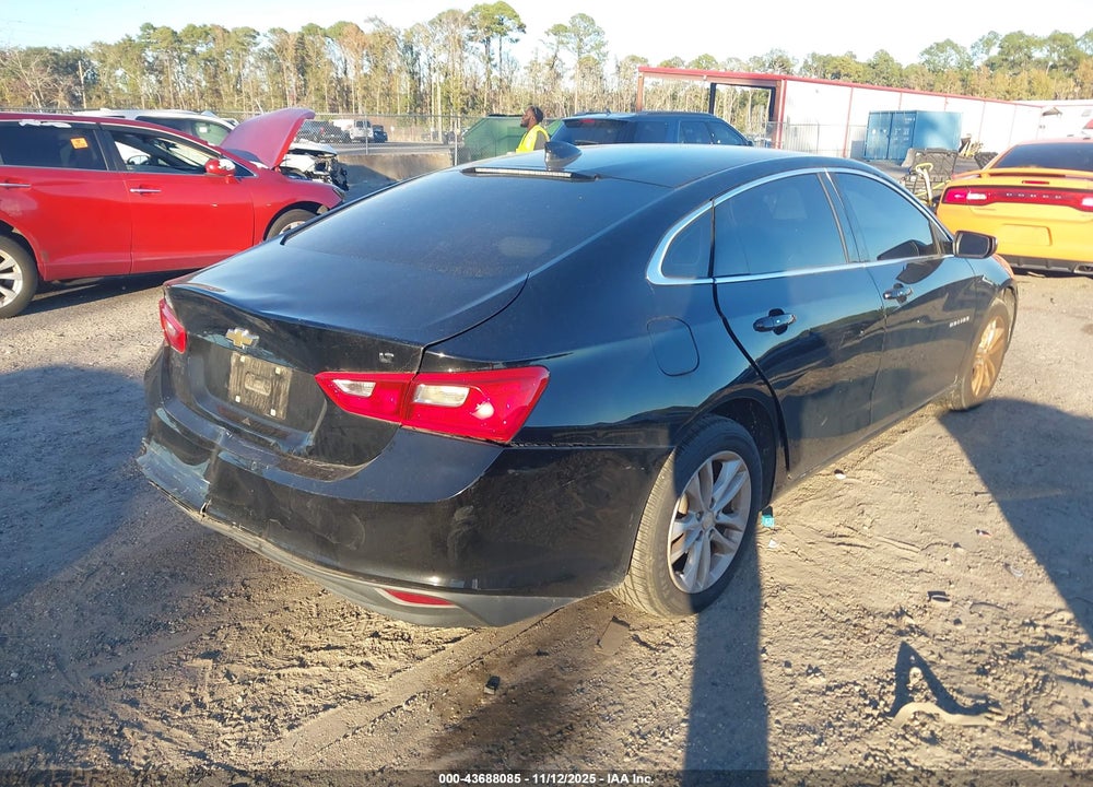 2018 CHEVROLET MALIBU LT VIN: 1G1ZD5ST9JF232359