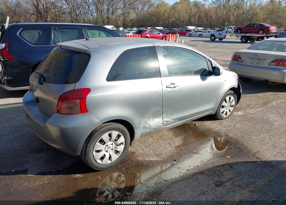 2008 TOYOTA YARIS VIN: JTDJT923085148106