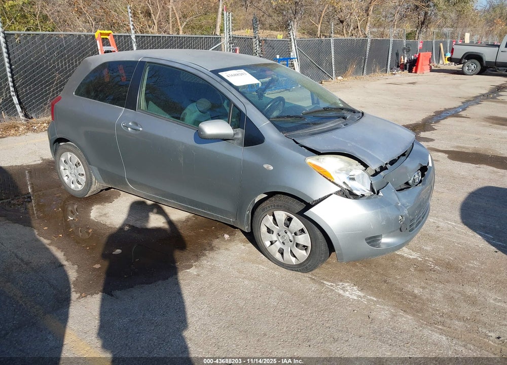 2008 TOYOTA YARIS VIN: JTDJT923085148106