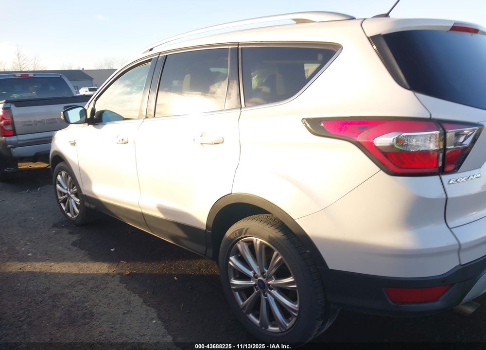 2017 FORD ESCAPE TITANIUM VIN: 1FMCU0J94HUA64850