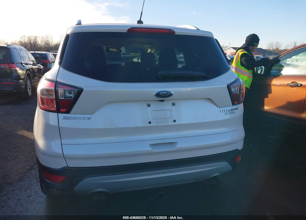 2017 FORD ESCAPE TITANIUM VIN: 1FMCU0J94HUA64850