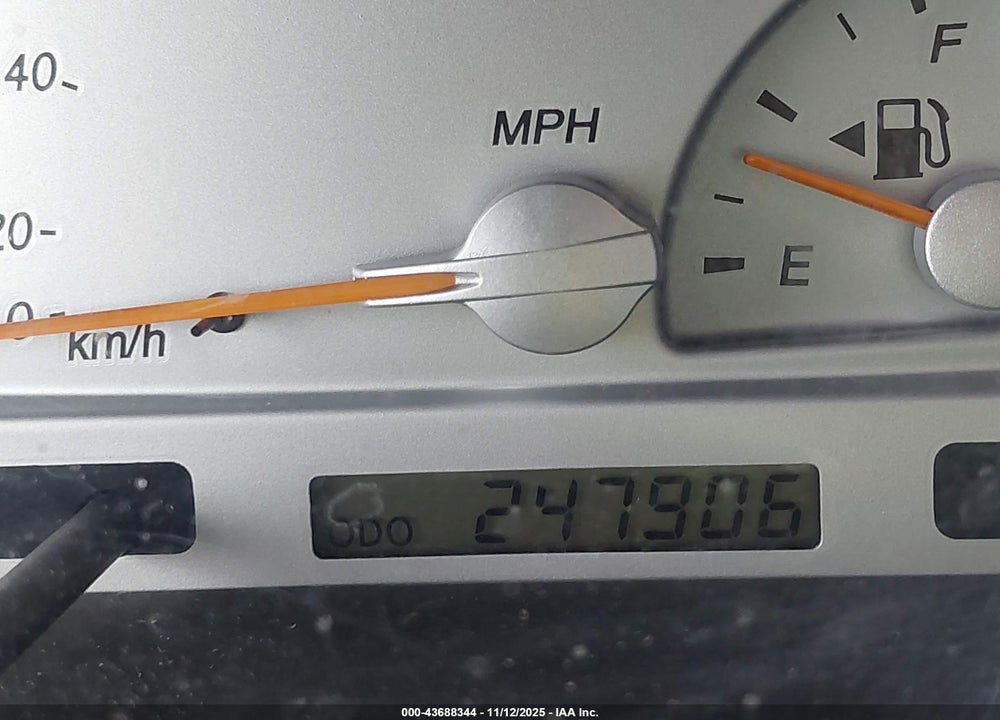 2002 TOYOTA CAMRY SE V6 VIN: 4T1BF30K12U506762
