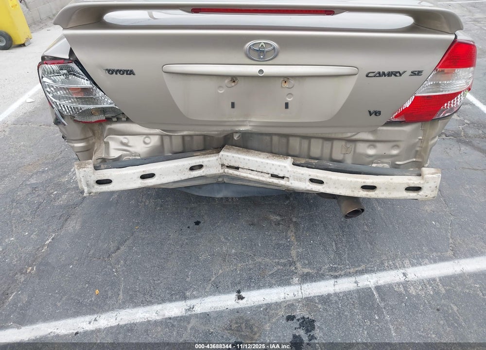 2002 TOYOTA CAMRY SE V6 VIN: 4T1BF30K12U506762