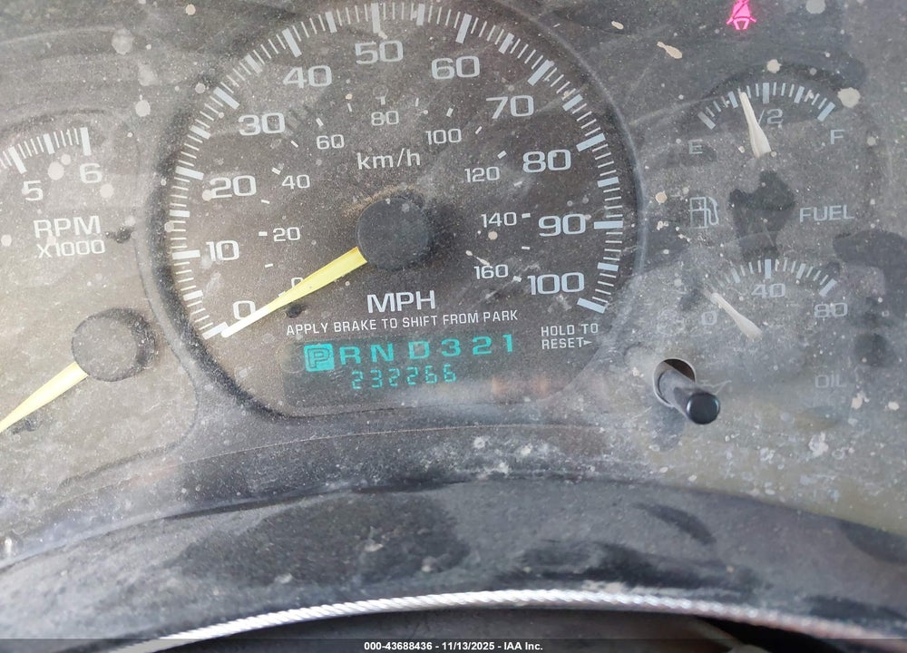 2000 CHEVROLET SILVERADO 1500 VIN: 1GCEC14T1YE379368