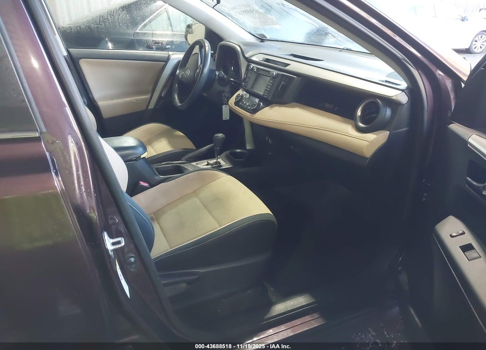 2016 TOYOTA RAV4 XLE VIN: 2T3WFREV0GW284897