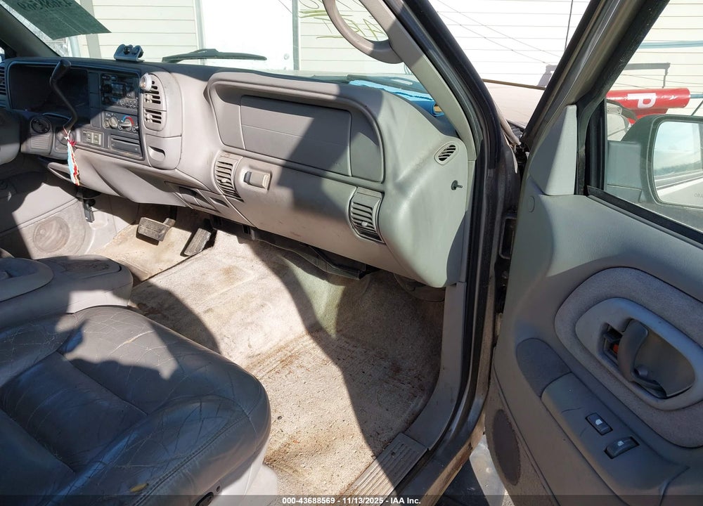 1999 GMC YUKON SLT CMI VIN: 1GKEK13R8XJ784694