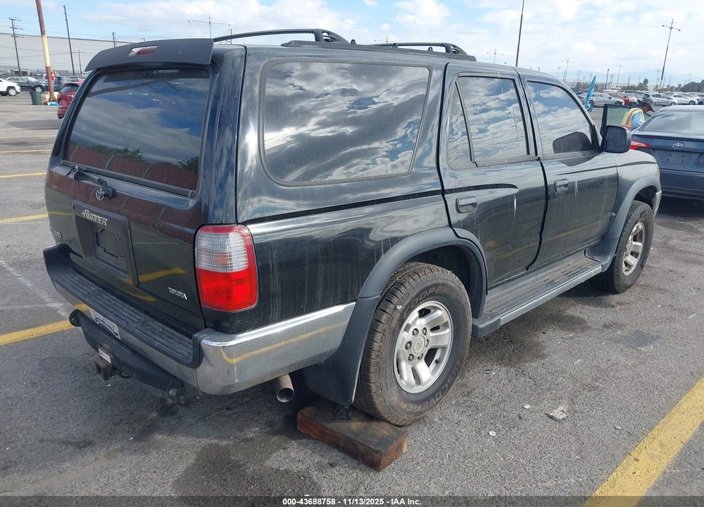 1996 TOYOTA 4RUNNER SR5 VIN: JT3HN86R5T0003705
