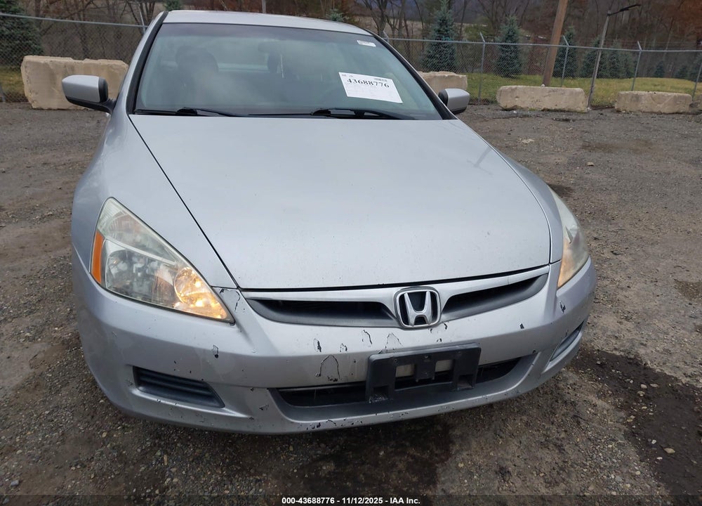 2007 HONDA ACCORD 2.4 SE VIN: 1HGCM56327A214235