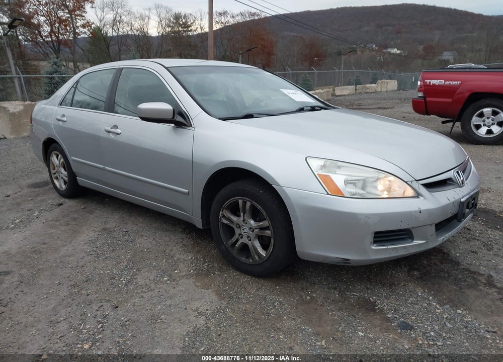 2007 HONDA ACCORD 2.4 SE VIN: 1HGCM56327A214235