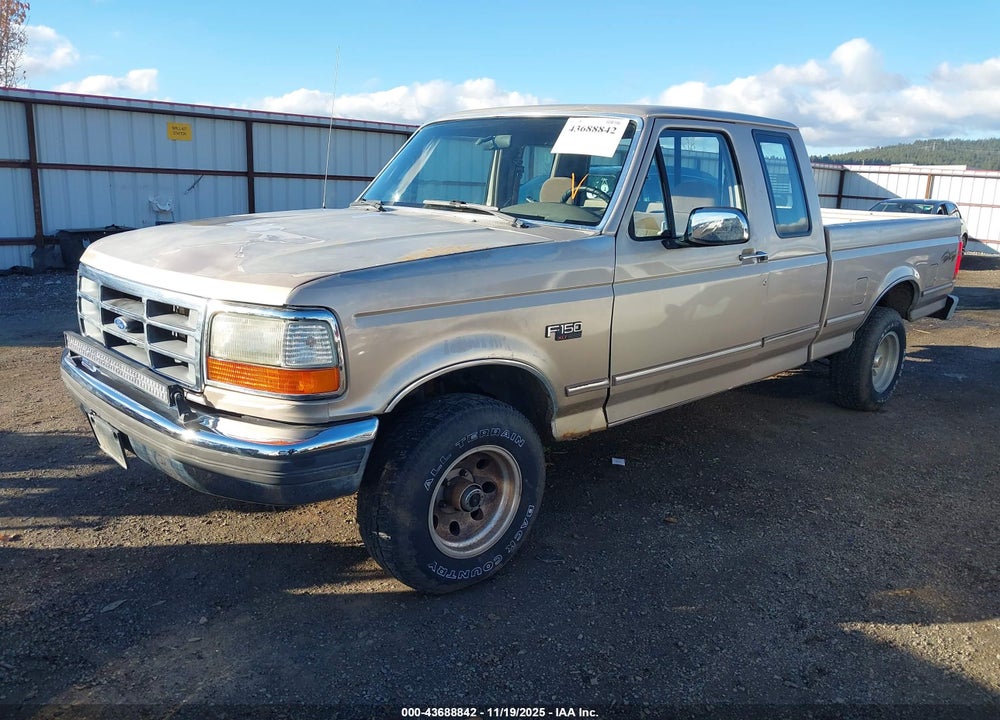 1992 FORD F150 VIN: 1FTEX14N3NKA67989