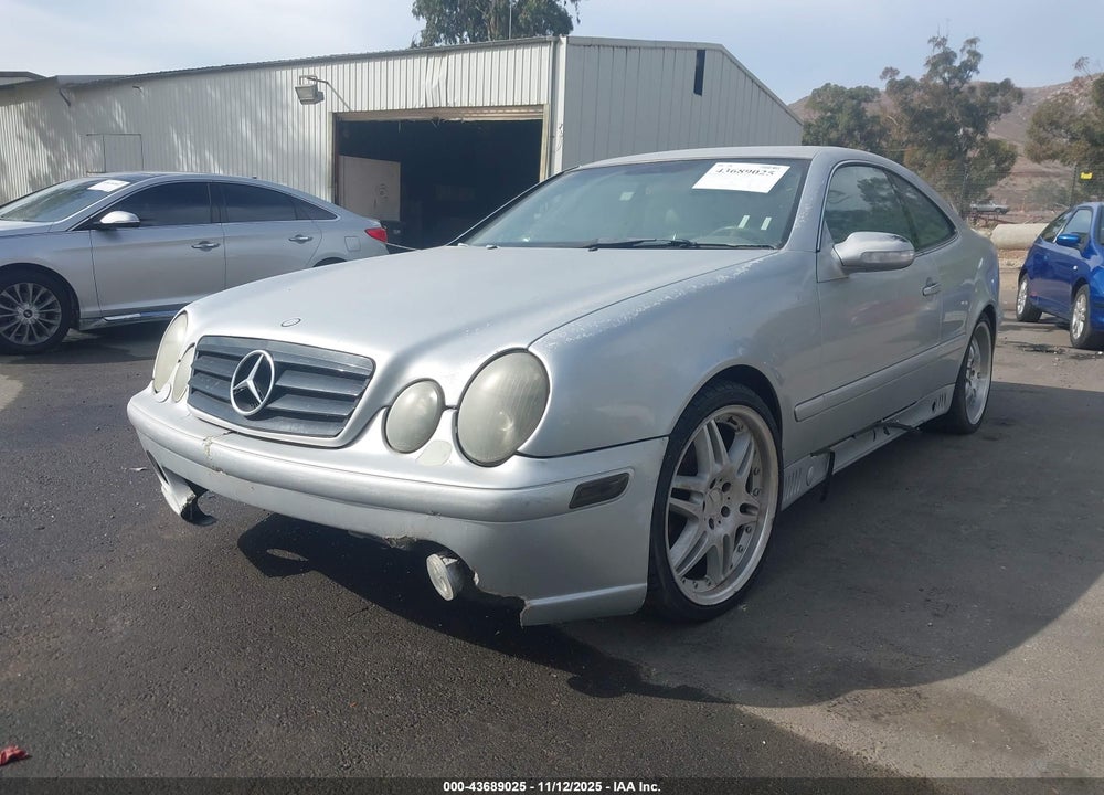 2000 MERCEDES-BENZ CLK 320 VIN: WDBLJ65G7YF157342