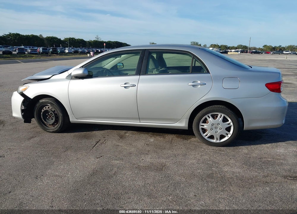 2013 TOYOTA COROLLA LE VIN: JTDBU4EE4DJ114284