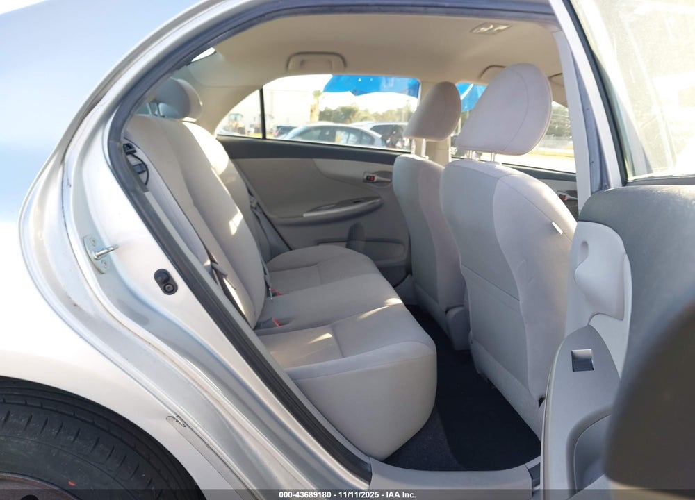2013 TOYOTA COROLLA LE VIN: JTDBU4EE4DJ114284