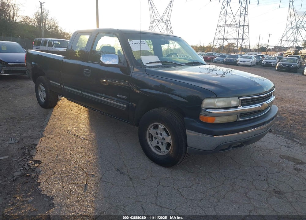 1999 CHEVROLET SILVERADO 1500 LT VIN: 1GCEK19T1XE196398