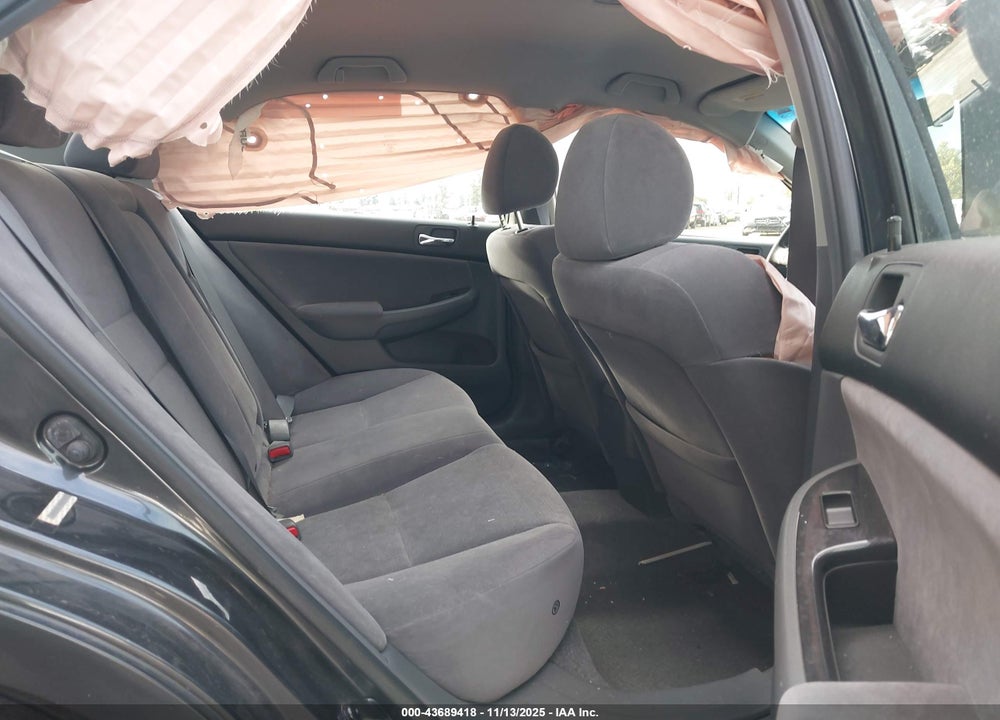 2007 HONDA ACCORD VIN: JHMCM56307C025004