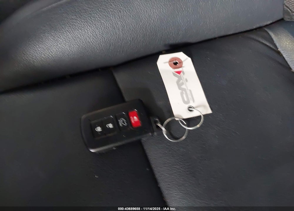 2018 TOYOTA RAV4 HYBRID VIN: JTMDJREV0JD196040