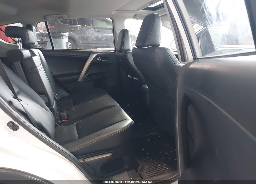 2018 TOYOTA RAV4 HYBRID VIN: JTMDJREV0JD196040