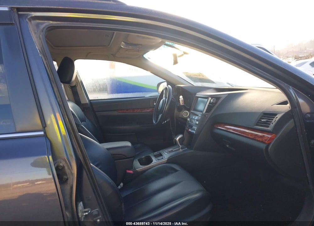 2011 SUBARU OUTBACK 2.5I LIMITED VIN: 4S4BRBLC4B3403234
