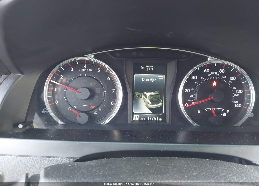 2016 TOYOTA CAMRY SE VIN: 4T1BF1FK1GU244812