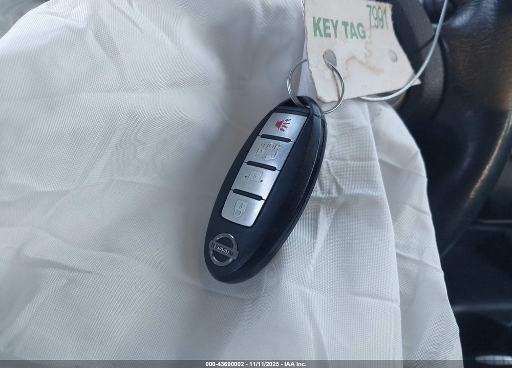 2013 NISSAN LEAF S VIN: 1N4AZ0CP1DC424008