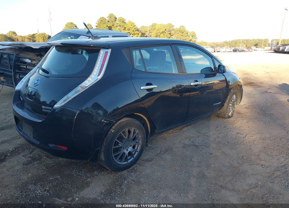 2013 NISSAN LEAF S VIN: 1N4AZ0CP1DC424008