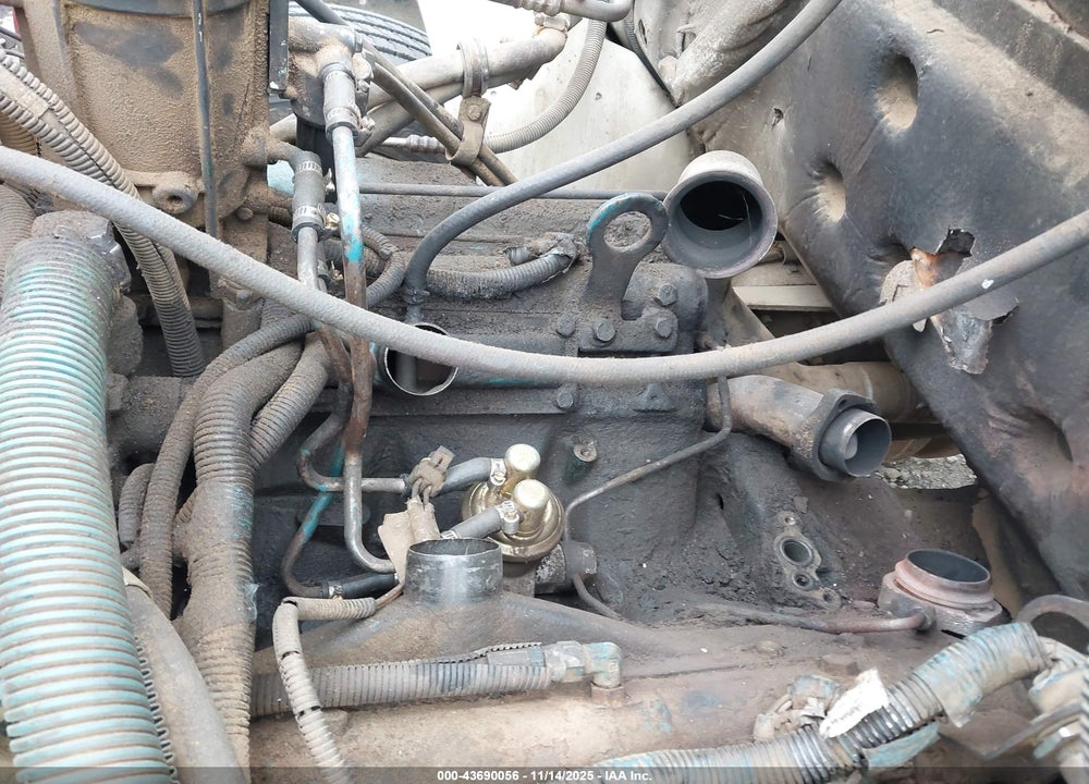1997 INTERNATIONAL 4000 4700 VIN: 1HTSCABM4VH451594